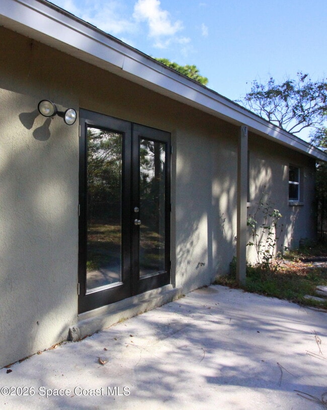 Photo - 3325 Elizabeth St