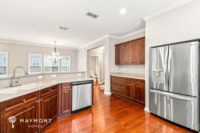 Photo - 6311 Devonhurst Dr