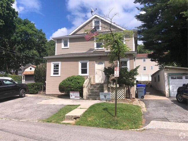 Building Photo - 60 Leroy Ave Unit 1 Rental