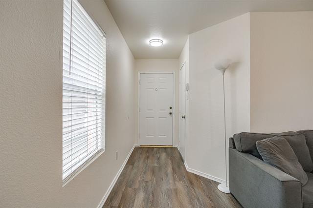 Photo - 6612 Meadow Way Ln