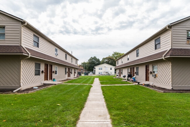 Photo - 826 W Hillcrest Dr