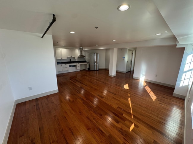 Photo - 2 Charles St Unit 202