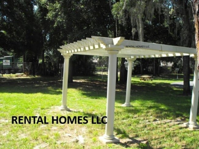 Photo - Two Bedroom One Story Townhouse close to Altamonte Mall & all other major local roads