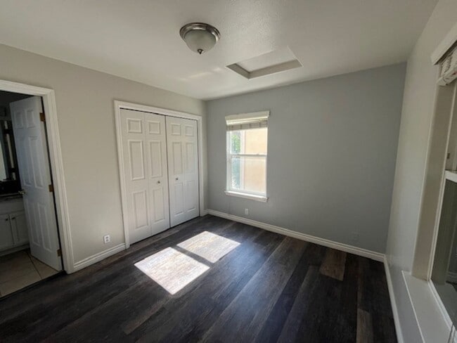 Photo - 1144 Walnut St