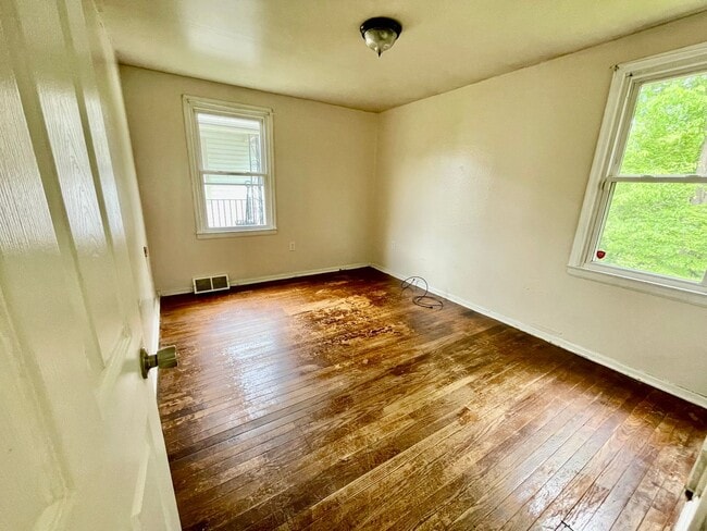 Photo - 2 bed 1 Bath- Aliquippa PA