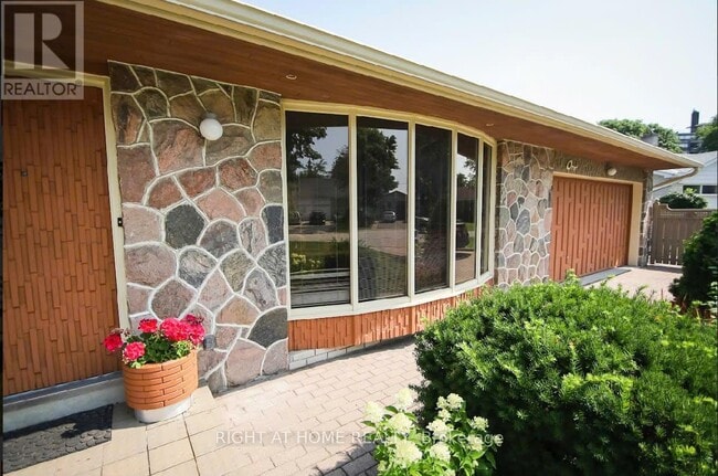 Photo - 1 Cotillion Ct