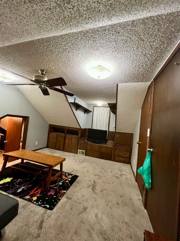Building Photo - 5546 S Newport Ave Rental