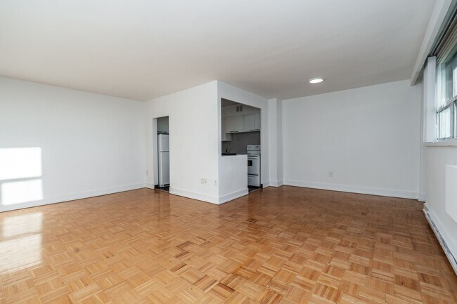 Photo - 265 Dixon Road Unit 1608