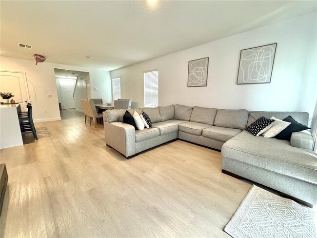 Photo - 1388 Berry Ln