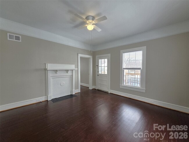 Photo - 42 N Cedar St