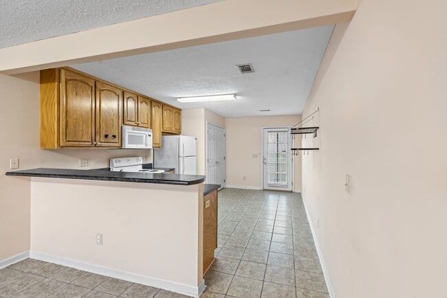 Photo - 3 Bedroom/3 Bathroom Home Available In August!