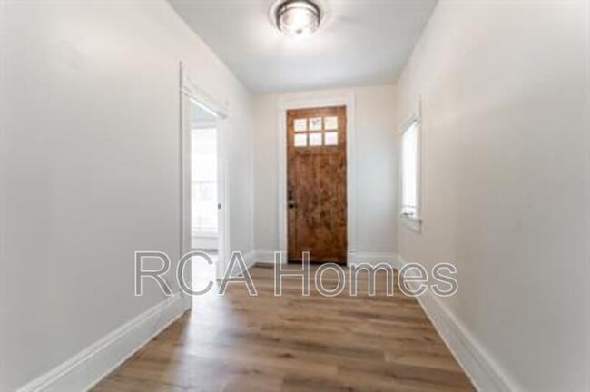 Photo - 874 Fletcher Ave Unidad B