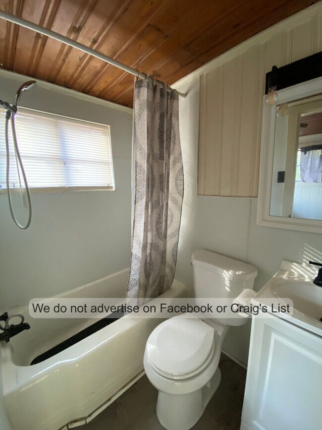 Photo - 201 Country Club Dr Unit 201 Country Club Drive #3