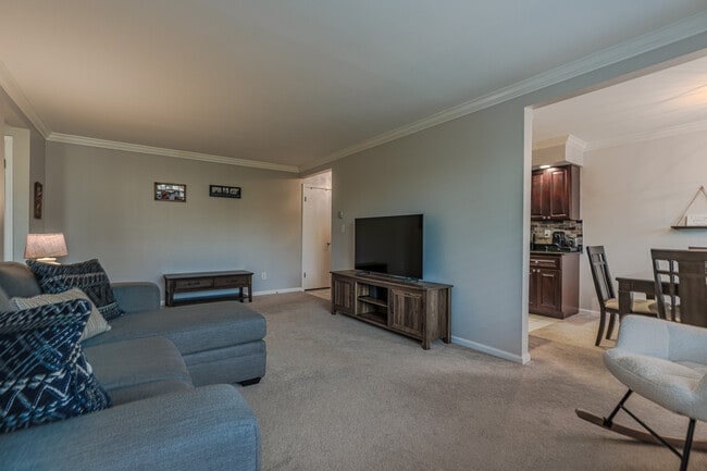 Photo - 19E Kensington Rd Unit E