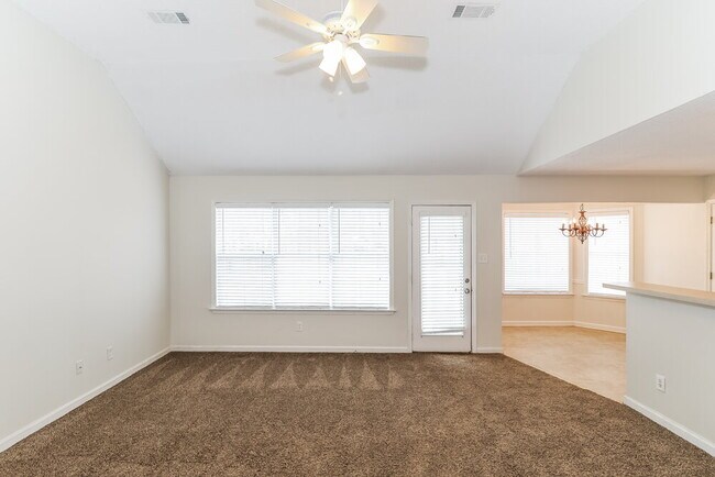 Photo - 1224 Whistler Dr