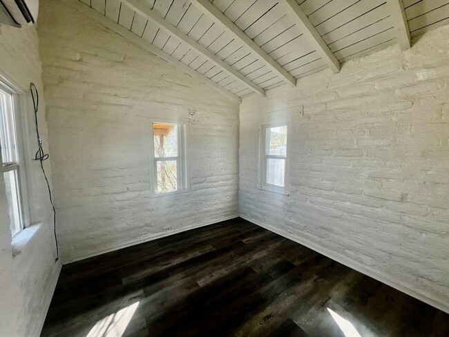 Photo - 72061-72067 Joshua Ln. Unit 72065