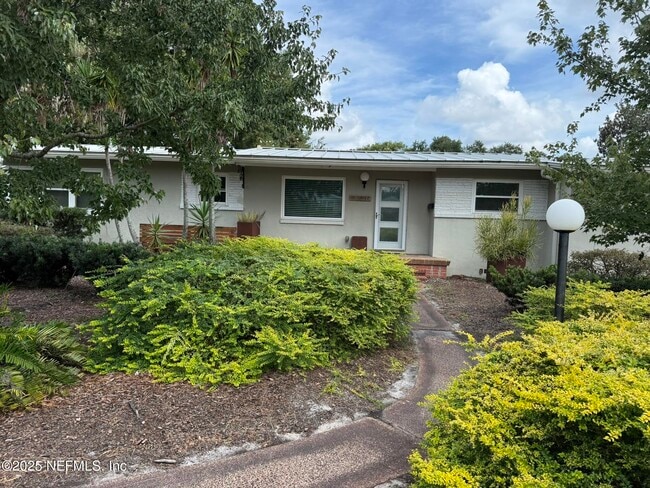 Building Photo - 3859 Via De La Reina Rental