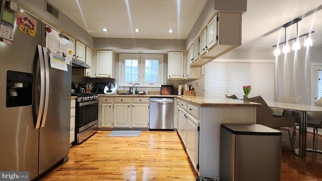 Photo - 6453 Springhouse Cir