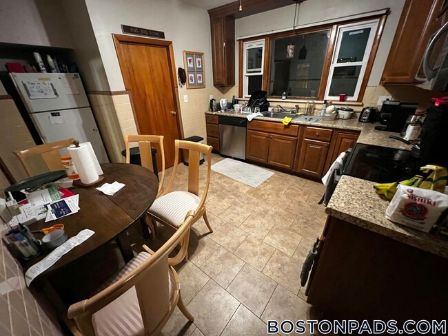 Photo - 78-80 Frederick Ave. Unit 2