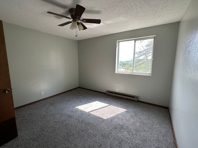 Photo - 111 Spring St Unit 111 Spring St-Apt A