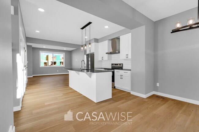Building Photo - 6717 Alpha Blvd Unit Main