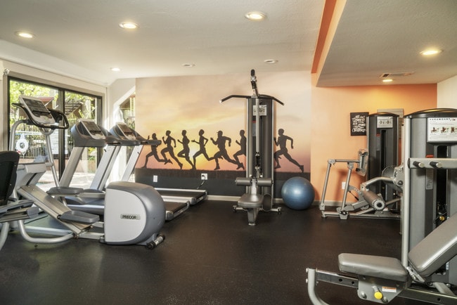 Photo - Woodchase Apartments