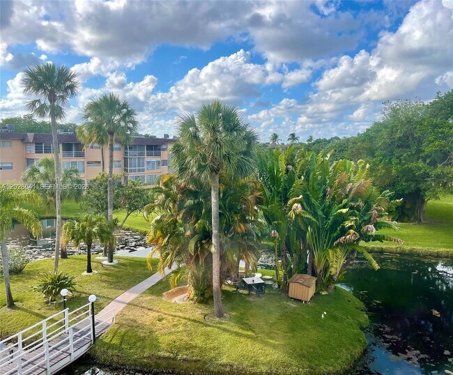 Photo - 5021 W Oakland Park Blvd Unit 309
