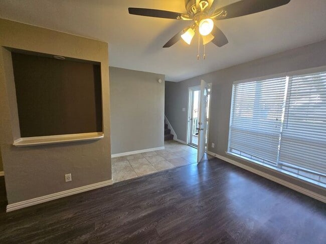 Photo - Spacious in Carrollton