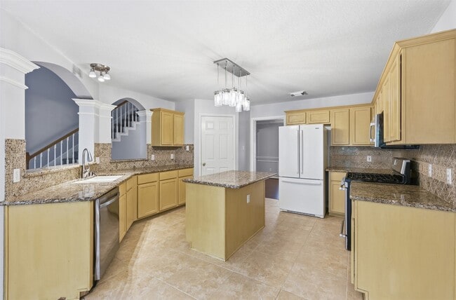 Photo - 24815 Butterwick Dr