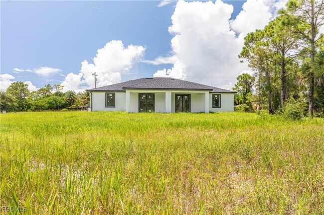 Photo - 719 Homestead Rd S