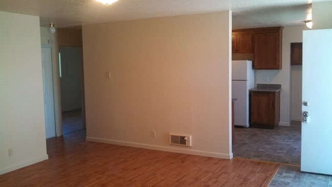 Photo - 729-729 NE Church St Unit 729