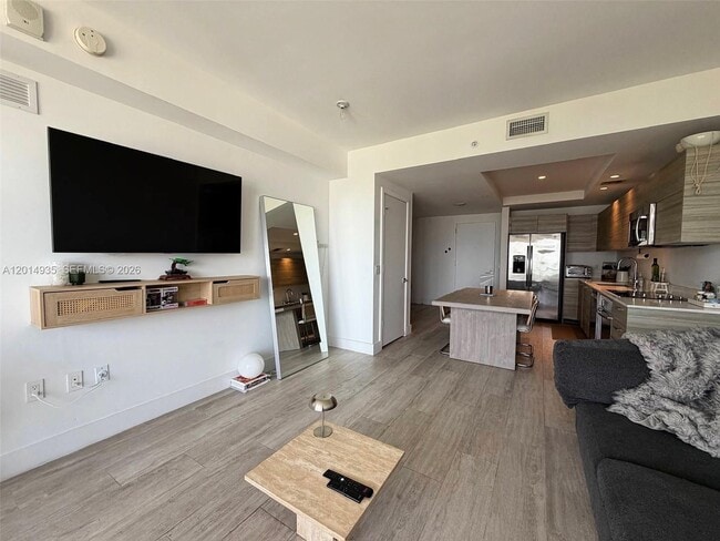 Photo - 121 NE 34th St Unit 1605