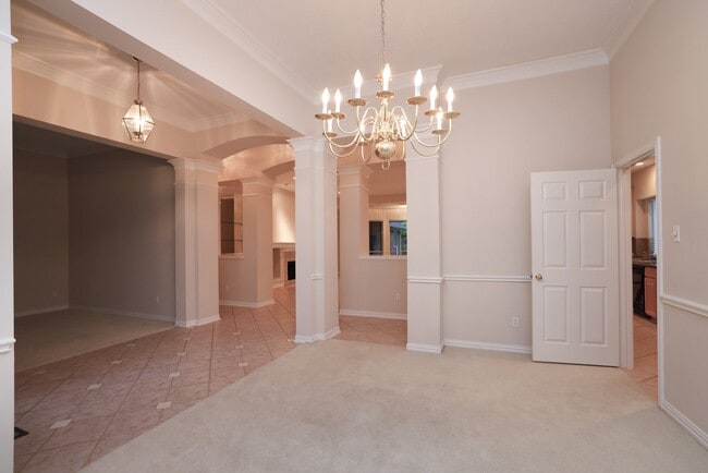 Photo - 17222 Leeside Dr