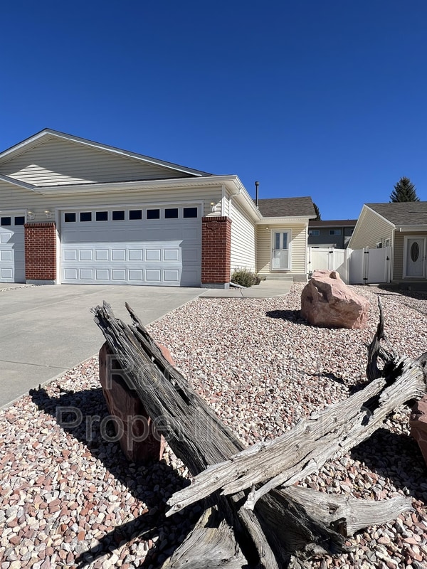 Photo - 6003 Crow Rd