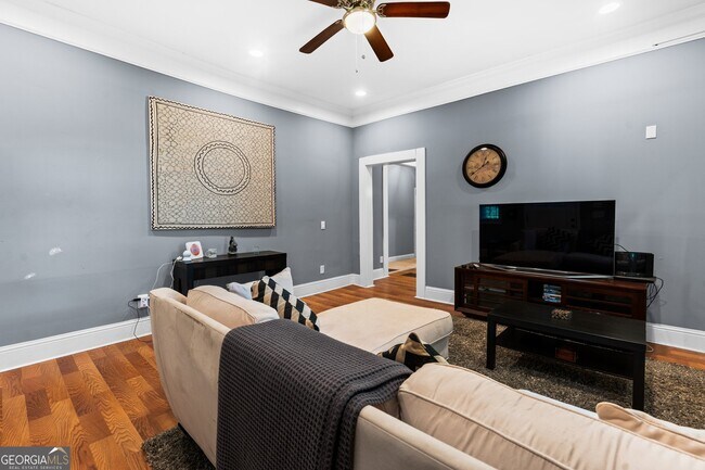 Photo - 9 Gould St SE