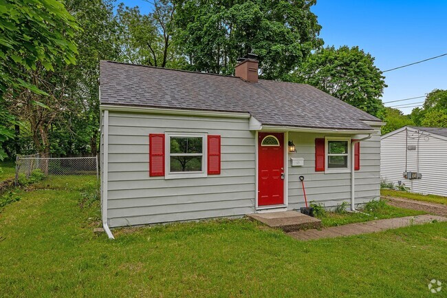 Building Photo - Cute Remodeled Two Bedroom 1 Bathroom Bung... Rental