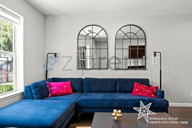 Photo - 137 Margo Dr