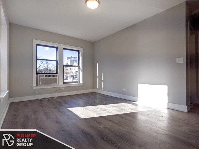 Photo - 709 W Brompton Ave Unit 701-05