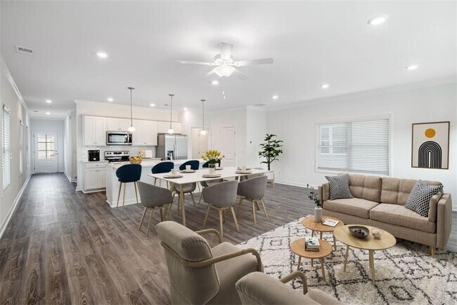 Photo - 4095 Hillmont Ln