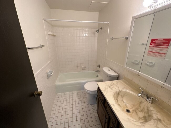 Photo - 10500 W Fond du Lac Ave Unit 4