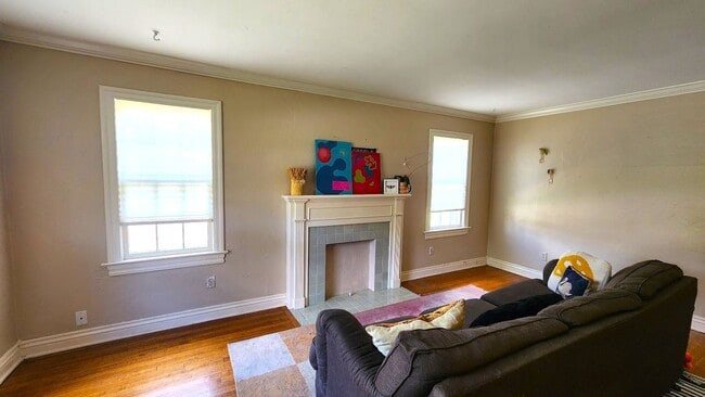 Photo - Super Cute 3 Bedroom 1 Bath Cottage in the DOUGLAS PLACE ADD NW OKC