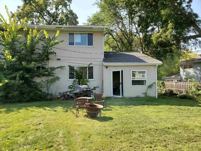 Photo - 2421 Adler Cir