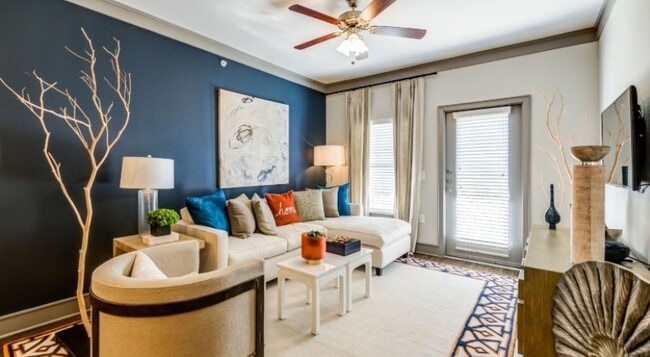 Building Photo - The Avenues at Carrollton Rental