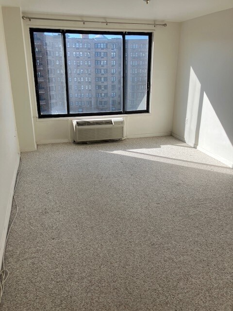 Dormitorio - 2501 Calvert St NW Unidad #705