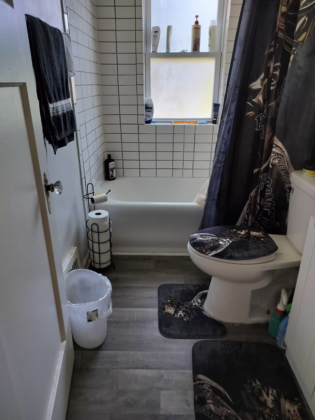 Photo - 1414 W Lawn Ave