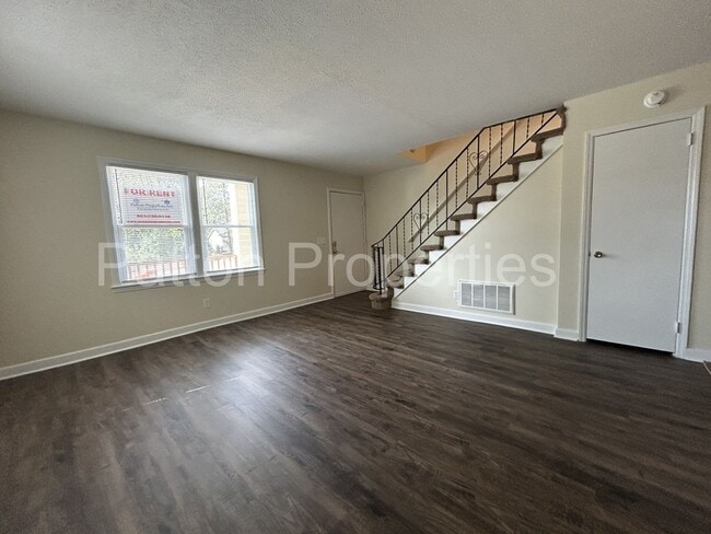 Photo - 7034 Fairmont Rd Unit B