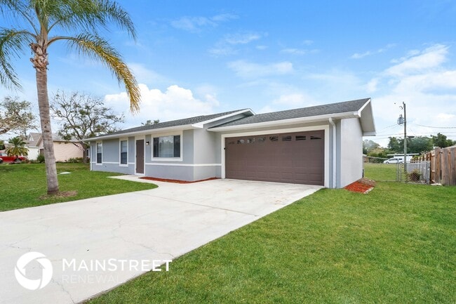 Building Photo - 18529 Phlox Dr Rental