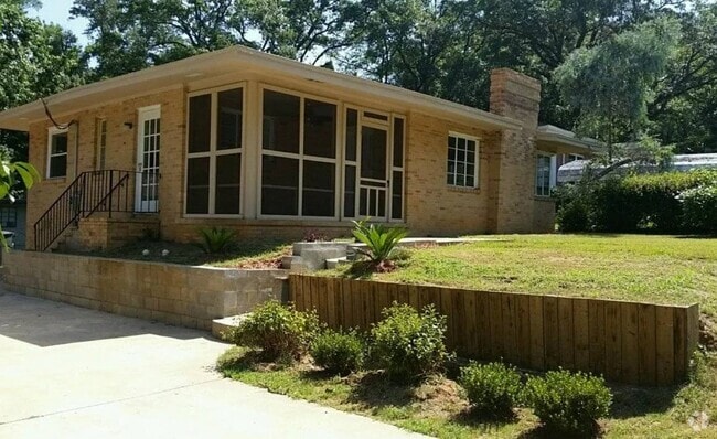 Building Photo - 318 E Palmer Ave Rental
