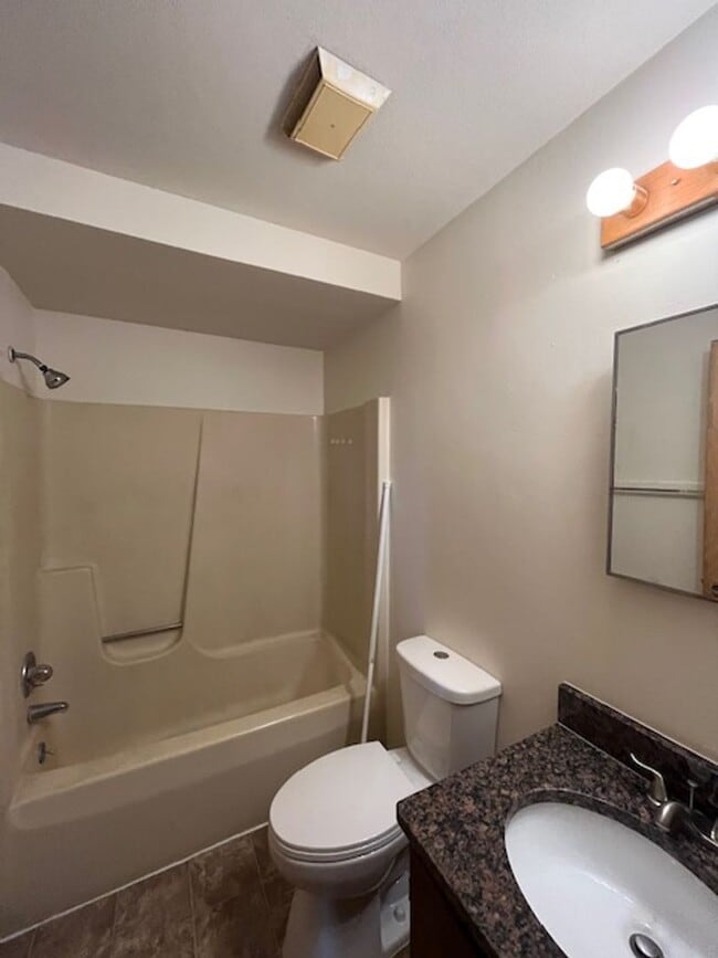 Photo - '001 Unidad 2626