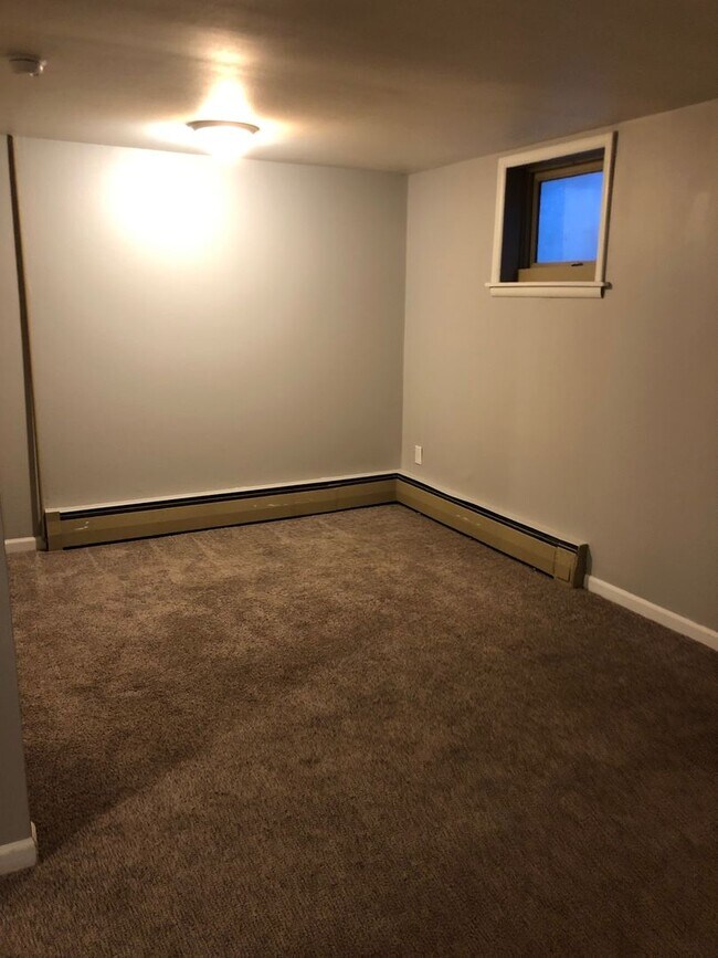 Photo - 1718 E Avenue B Unit 1718 E Ave B - Lower